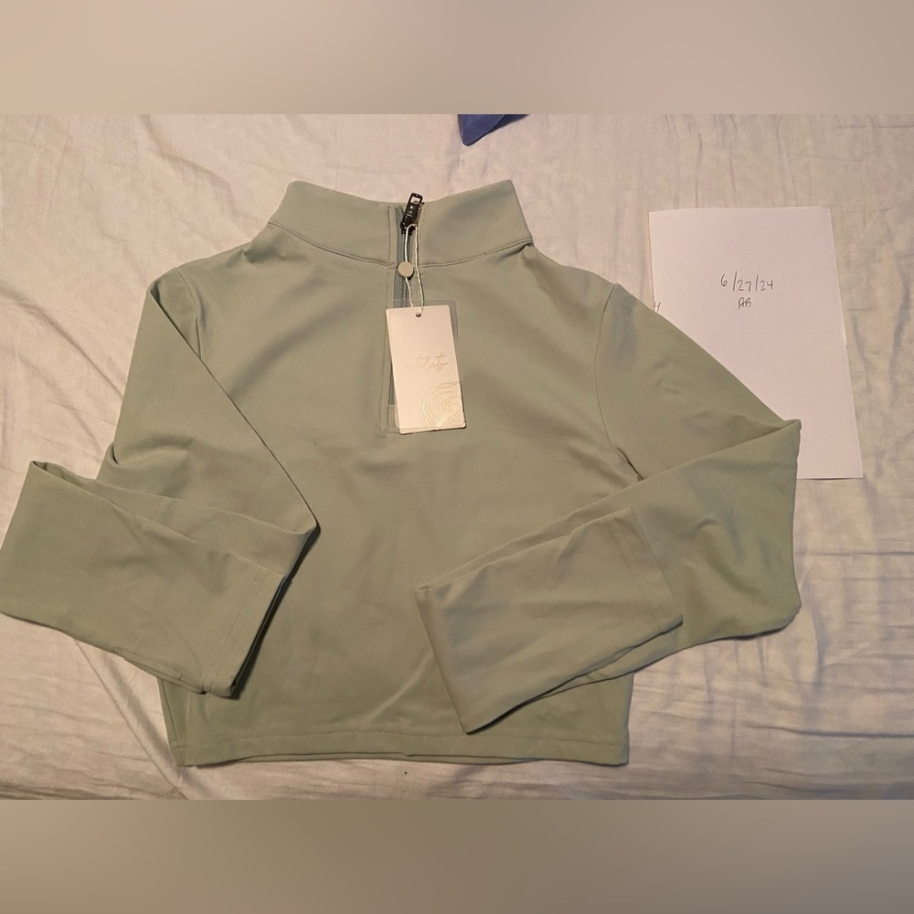 Balance Athletica/Vitality Refine Cropped Zip *Size-Large *Color- Halogen
